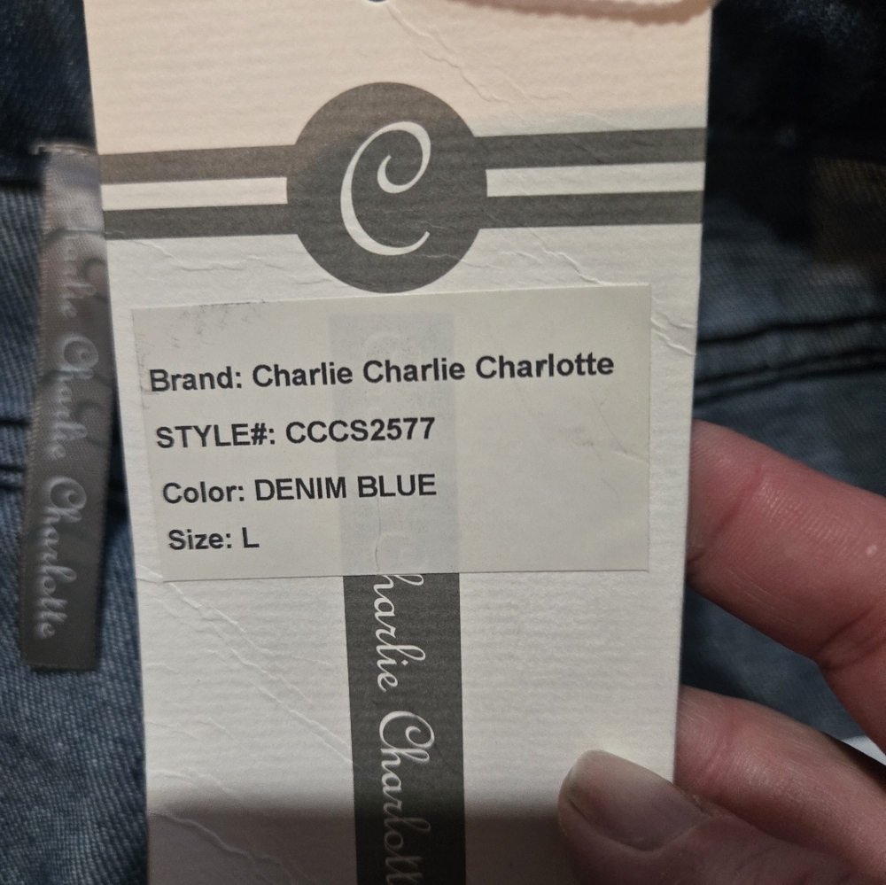 Charlie CHARLIE Charlotte Graphic Print Denim Jeans Large NEW - Picture 5 of 14